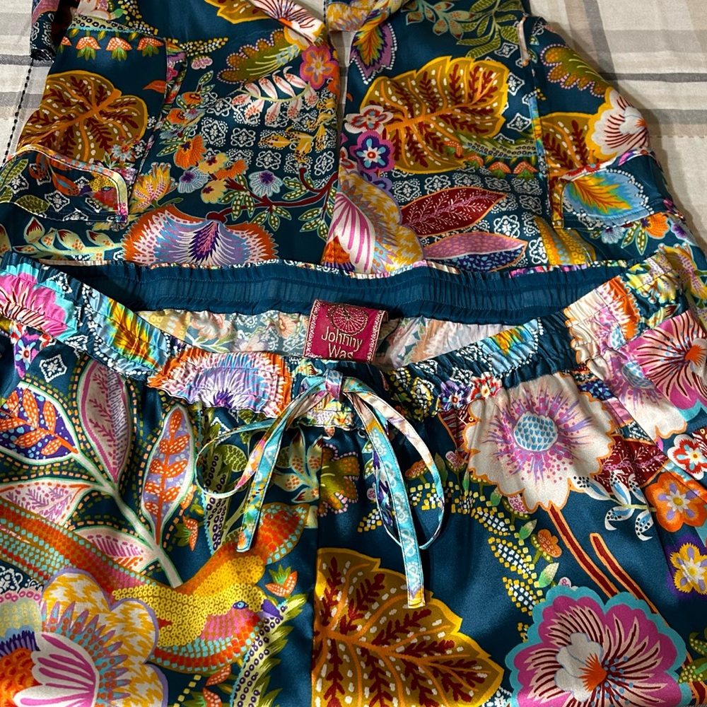 Johnny Was Vibrant Print Silk Pull On Drawstring Pants - Picture 6 of 16